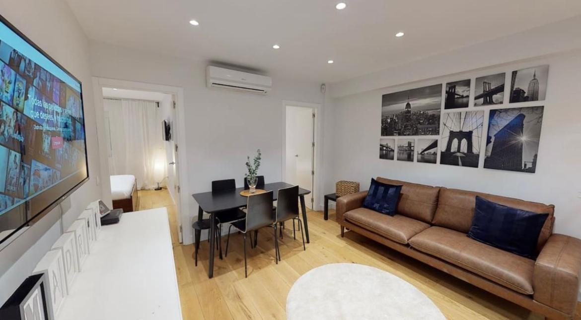 Ferienwohnung Edsam Brown Madrid Exterior foto
