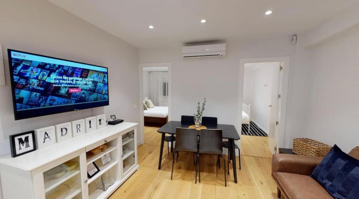 Ferienwohnung Edsam Brown Madrid Exterior foto