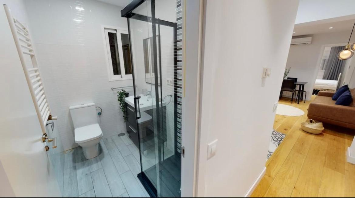 Ferienwohnung Edsam Brown Madrid Exterior foto