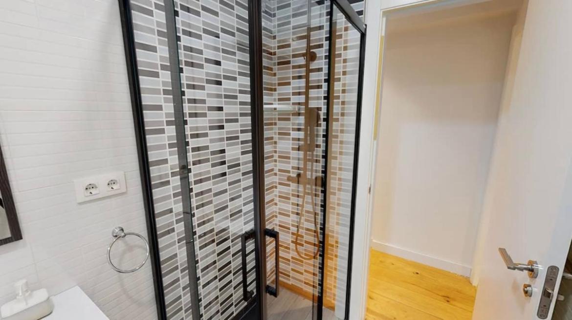 Ferienwohnung Edsam Brown Madrid Exterior foto